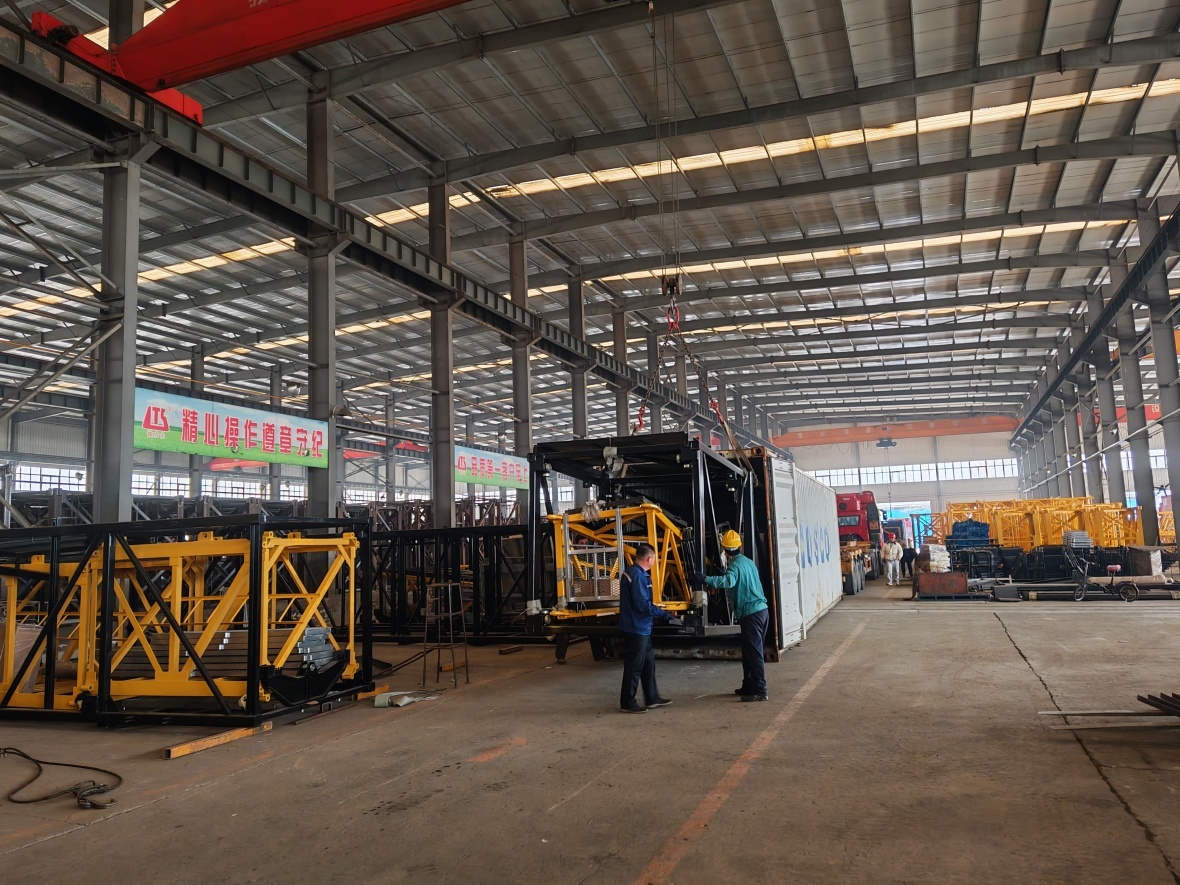 鴻達(dá)重工多臺(tái)QTZ40、QTZ63系列塔機(jī)落戶牙買加